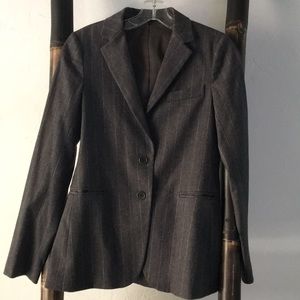 Gorgeous grey pinstriped wool Theory jacket.